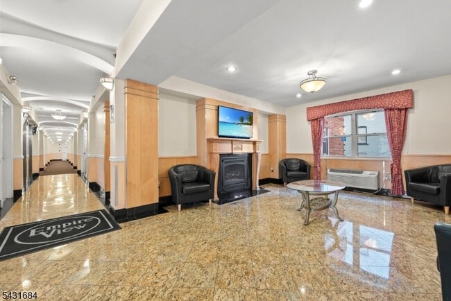 Photo - 70 S Munn Ave Unit 303