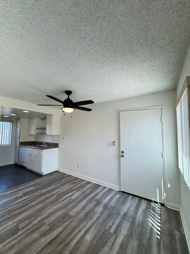 17762 Paseo Cir Unidad D