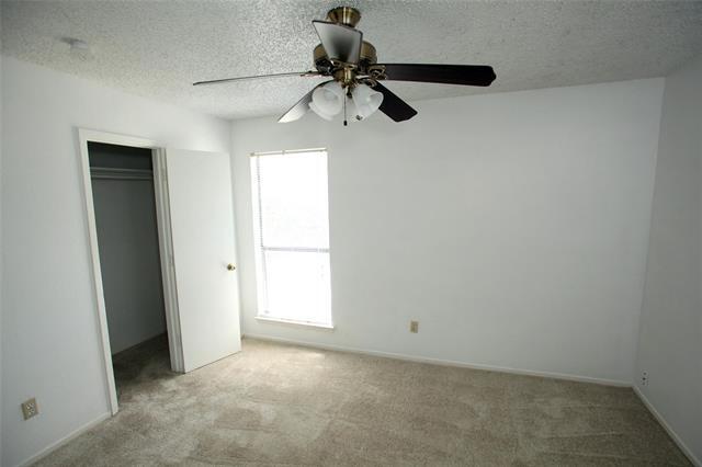 Photo - 422 W 4th St