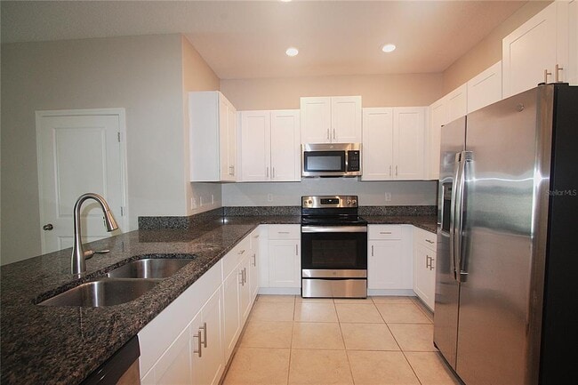 Photo - 812 Royal Empress Dr