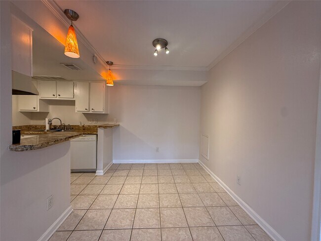 2250 Bering Dr Unit 66