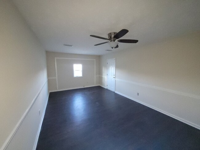 Photo - 4 bedroom 2 bath House