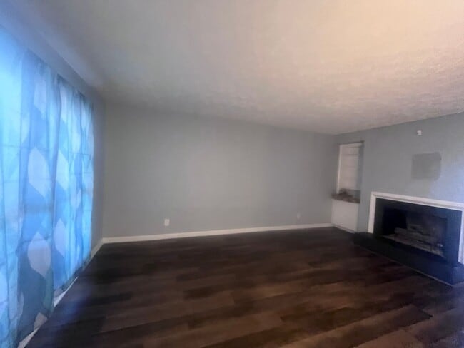 Photo - Great Location