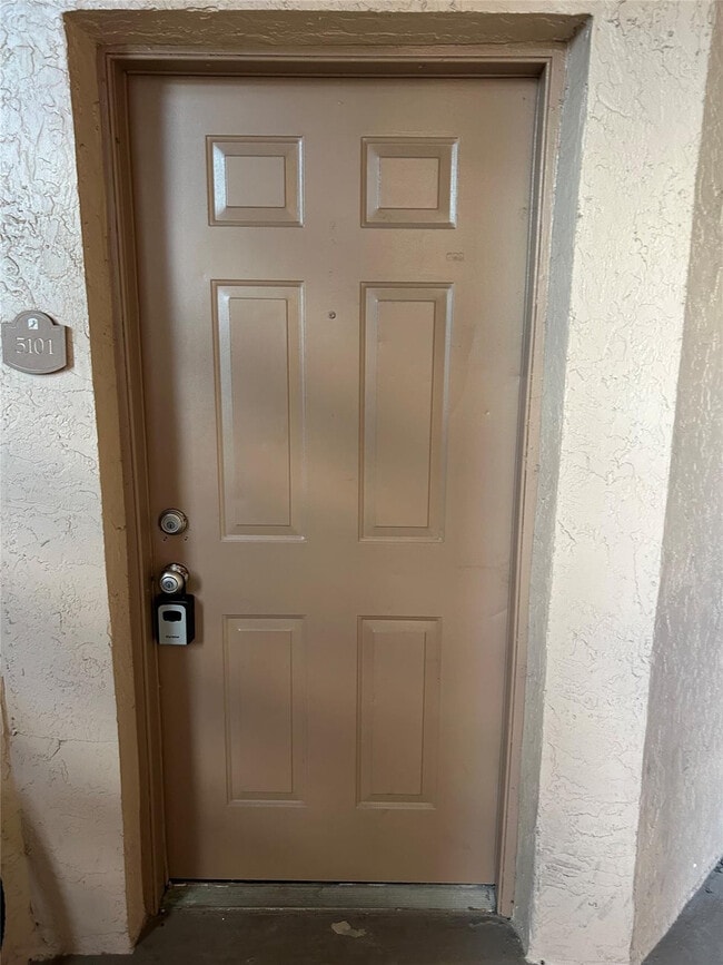 Photo - 2866 S University Dr Unit 5101