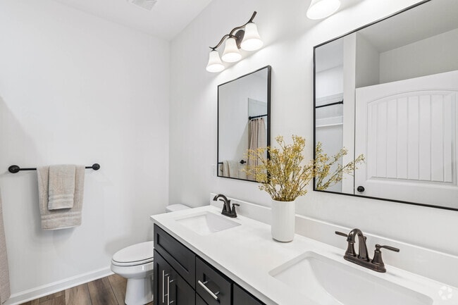 B1 - 2BR, 2BA - 1,180SF - Primary Bathroom