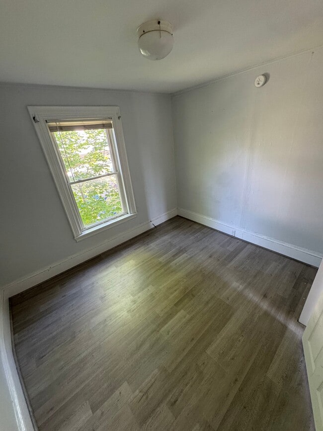 Photo - 72 Pier St Unit 2