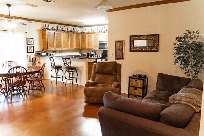 Photo - 111 Brock Hill Ln