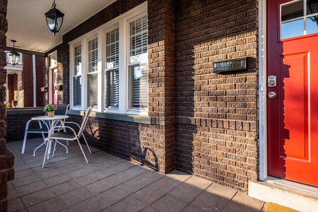 Photo - 1744 Bryden Rd