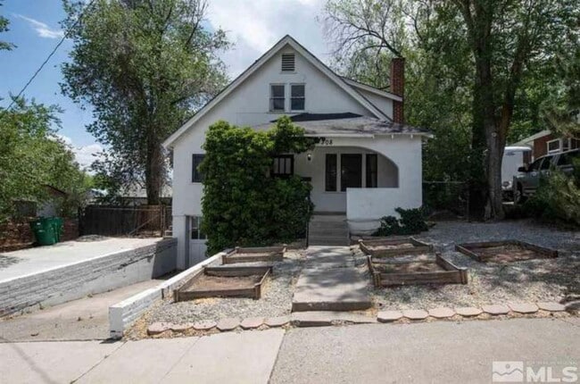 Building Photo - 308 College Ct Rental