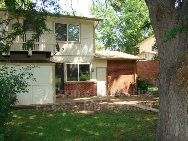 Building Photo - 1623 Larch St