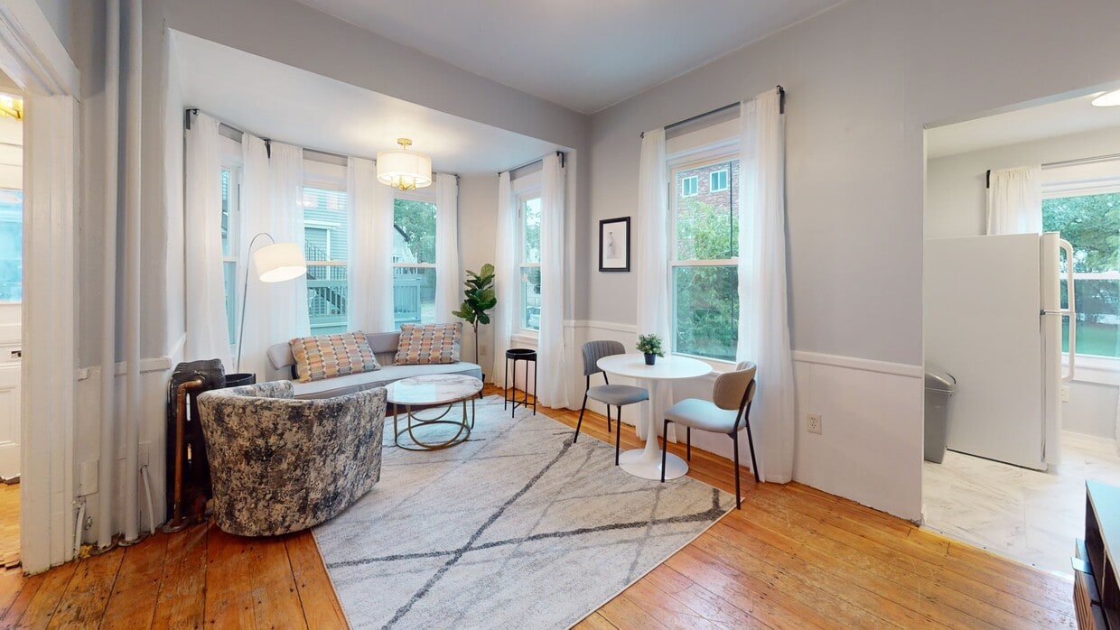 Photo - Private bedroom in 4 bed/2.5 bath Home