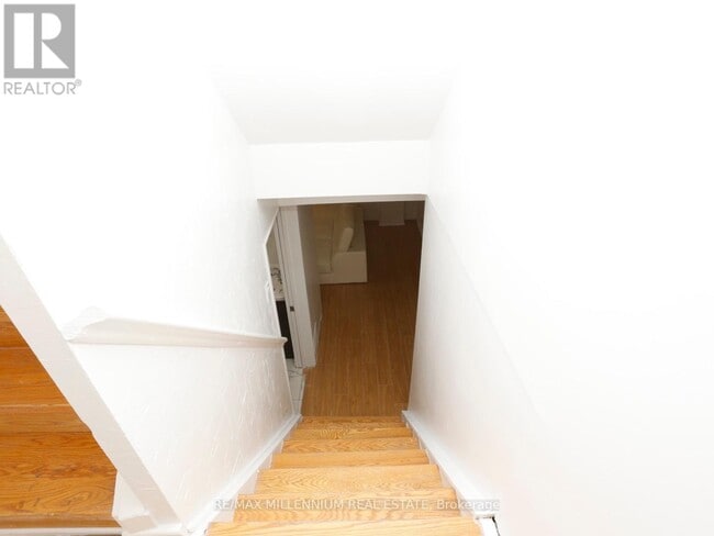 Photo - 6482 Chaumont Crescent