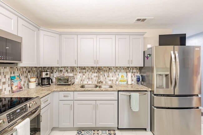 Building Photo - 942 Boulder Dr