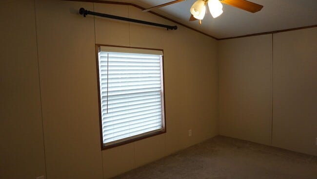 Photo - 3 Bedroom mobile home in the County