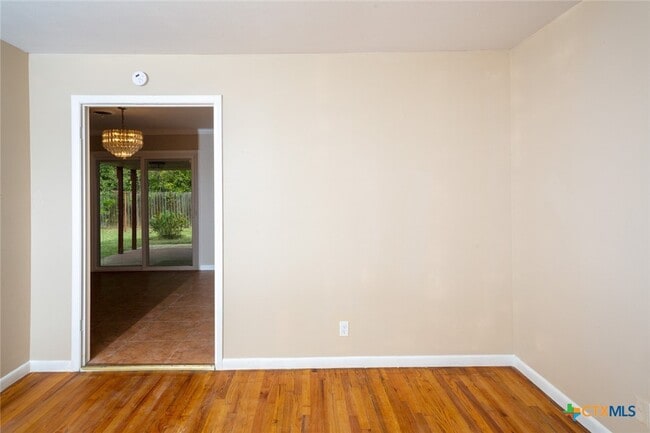 Photo - 1405 Missouri Ave