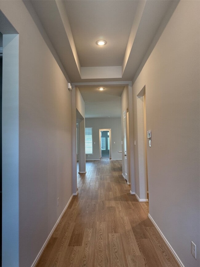 Photo - 5207 Maple Wood Dr