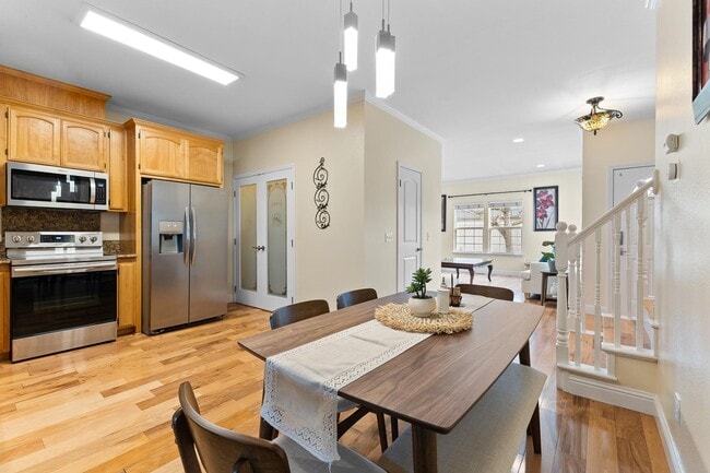 Photo - 600 Greeneich Ave