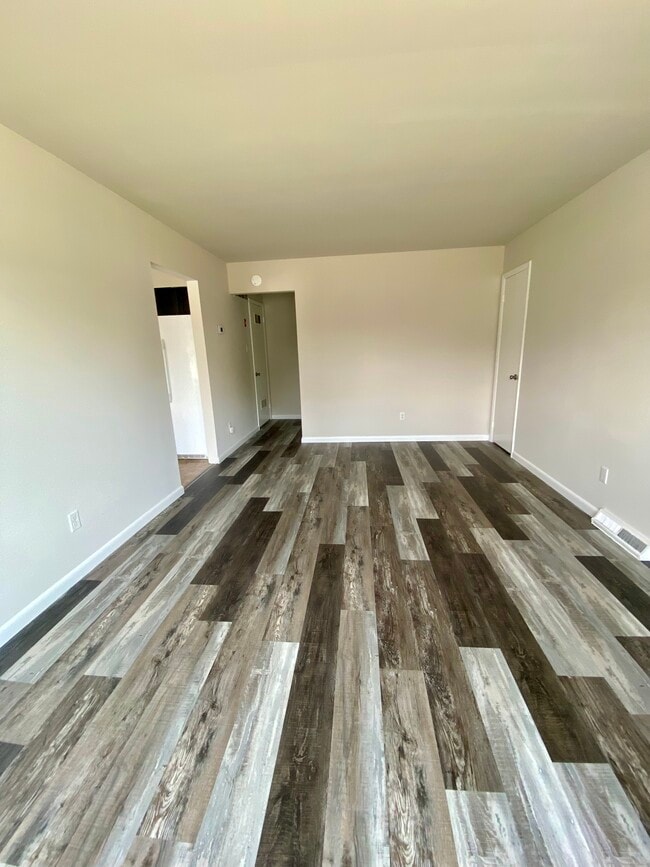 Photo - 204 Gateway Blvd Unidad A