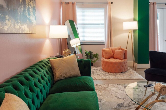 Photo - 202 E Main St Unit ID1397969P