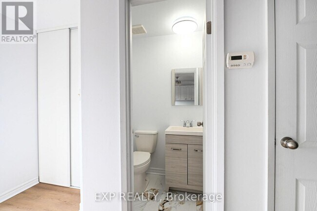 Photo - 2697 Pimlico Crescent
