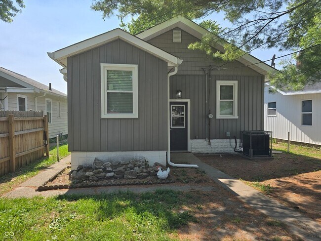 Photo - 2035 S Pennsylvania St