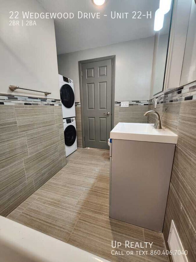 22 Wedgewood Dr Apartment Unit 22H Bloomfield, CT