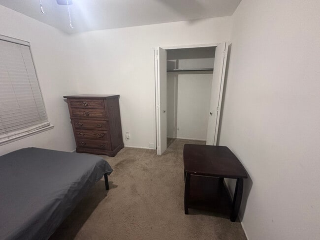 Photo - 1017 Heritage Dr