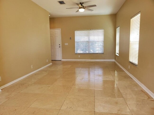 Photo - Available Now! Spacious 3 bedroom 2 bathroom home!!!