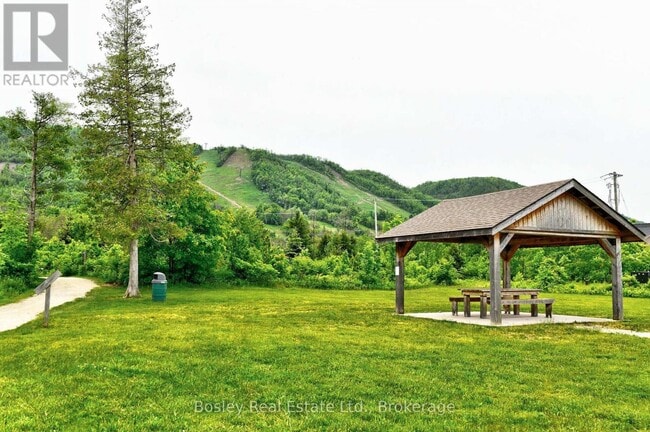 Photo - 104 Delphi Ln