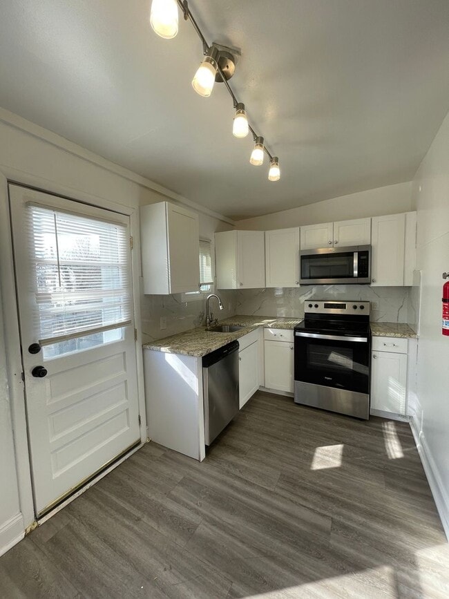 Photo - 4 Bedroom 1.5 Bath, Renovated House in Pottstown