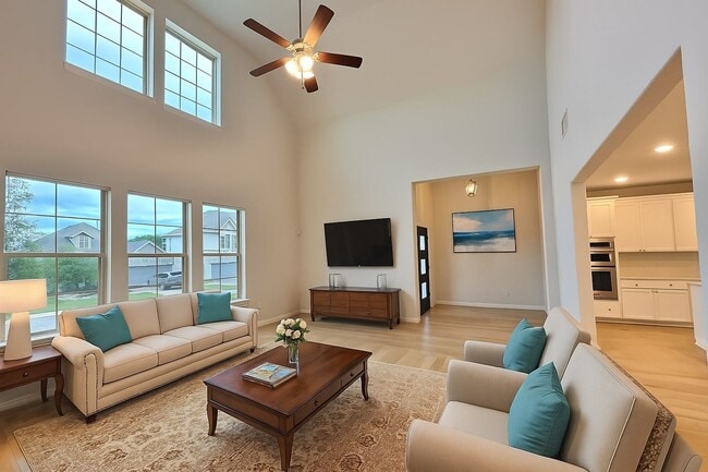 Photo - Luxury 4-Bedroom Home on Lake Lewisville – Resort Style Community Living