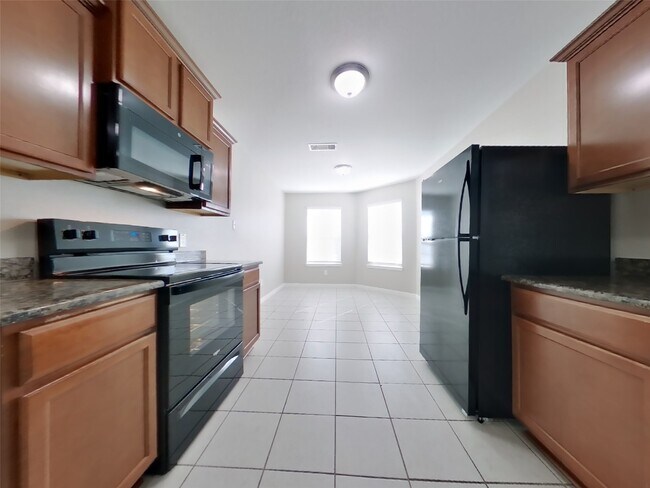 Photo - 437 Palomino Stand Dr