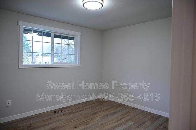 Photo - 8742 3rd Ave NW