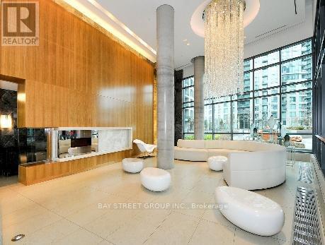 Photo - 215 Fort York Blvd Unit 1711