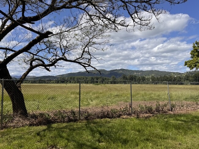 Photo - 8741 Old Hwy 99 S