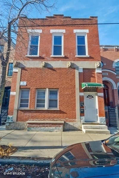 Photo - 2248 N Southport Ave Apartment Unit 2F