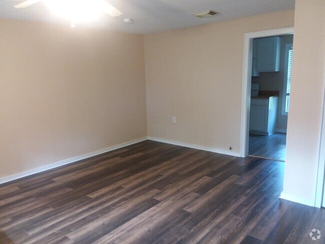 Building Photo - 201 Stockman St Rental