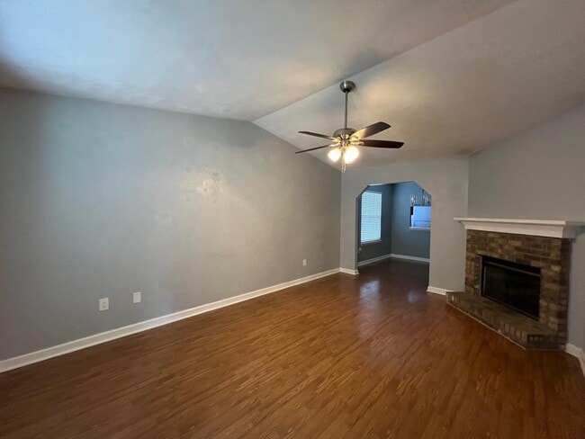 3007 Richview Park Cir W