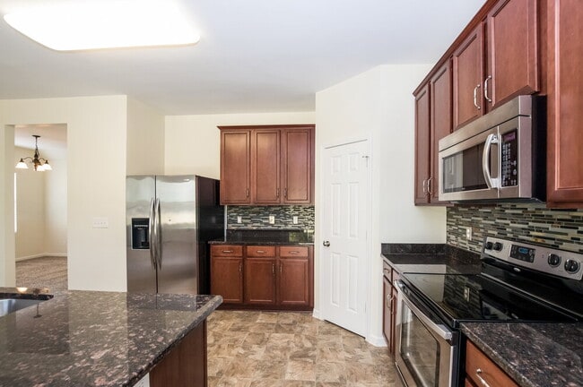 Photo - 2011 Blue Stream Ln