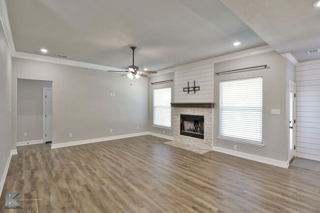 Photo - Wylie West! 4 bed, 2 bath, 2 car garage