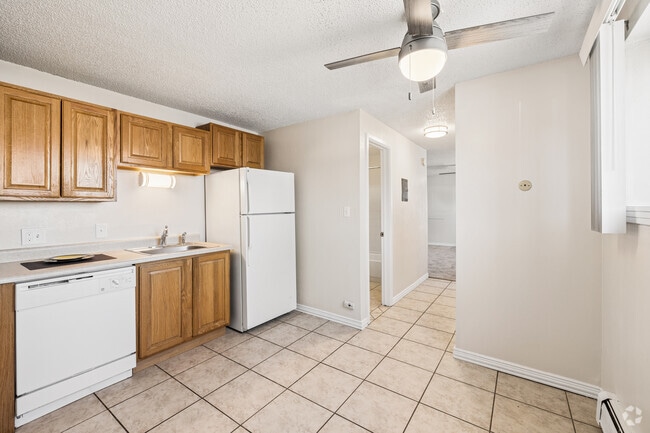 Studio - 450SF - Kitchen