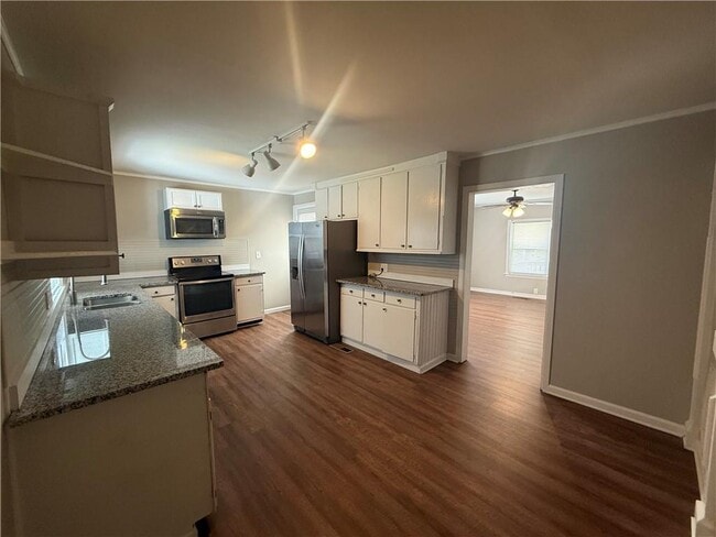 Photo - 20 Highland St