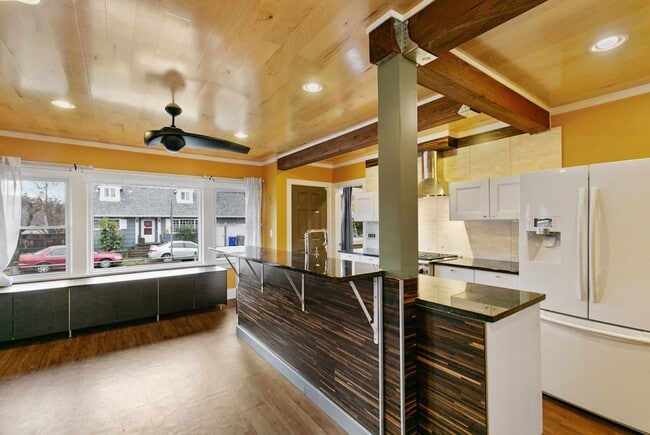 Photo - Classic Portland Bungalow