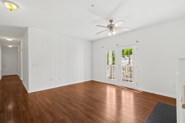 Photo - 622 McKenna Cir Unidad 622 McKenna Circle Rental