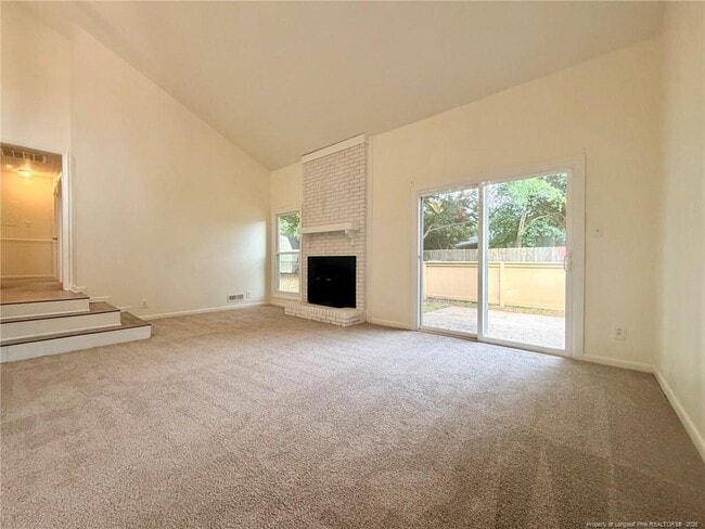 Photo - 1009 Louisburg Pl
