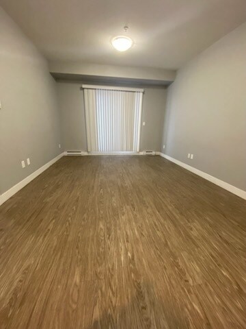 Photo - 10307-10112 112 St