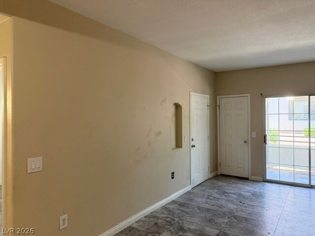 Photo - 3318 N Decatur Blvd Unidad 1163