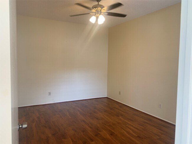 Photo - 2710 Grants Lake Blvd Unit C16