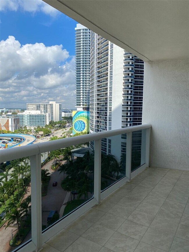 Photo - 1850 S Ocean Dr Unit 1409
