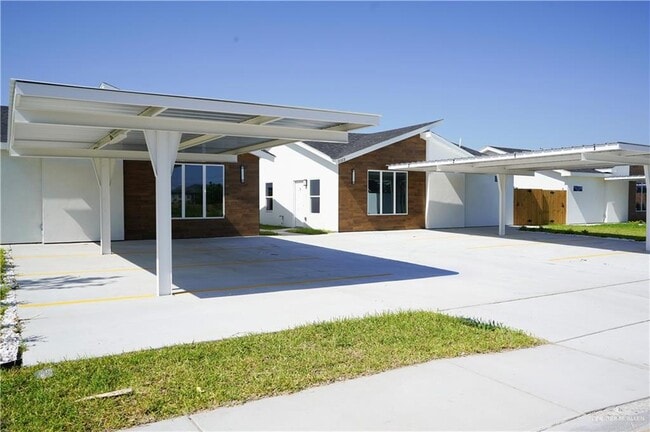 Building Photo - 11 San Andres Unit 1